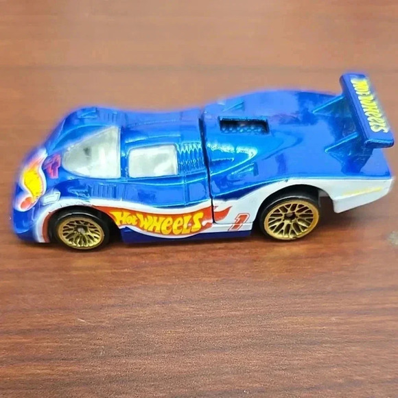 Vintage Hot Wheels 1983 Malaysia1:64 Scale Race Car Blue White - Picture 3 of 7